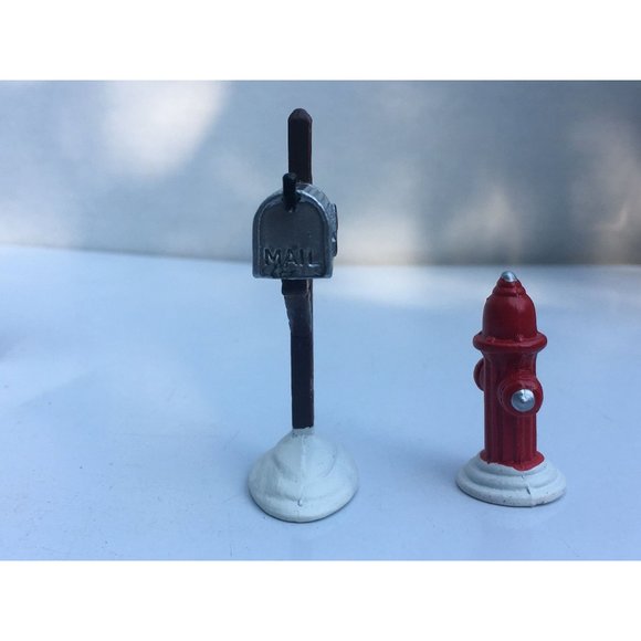 Dept 56 Fire Hydrant & Mailbox Original Snow Village Accessory From 1988 - Picture 3 of 7